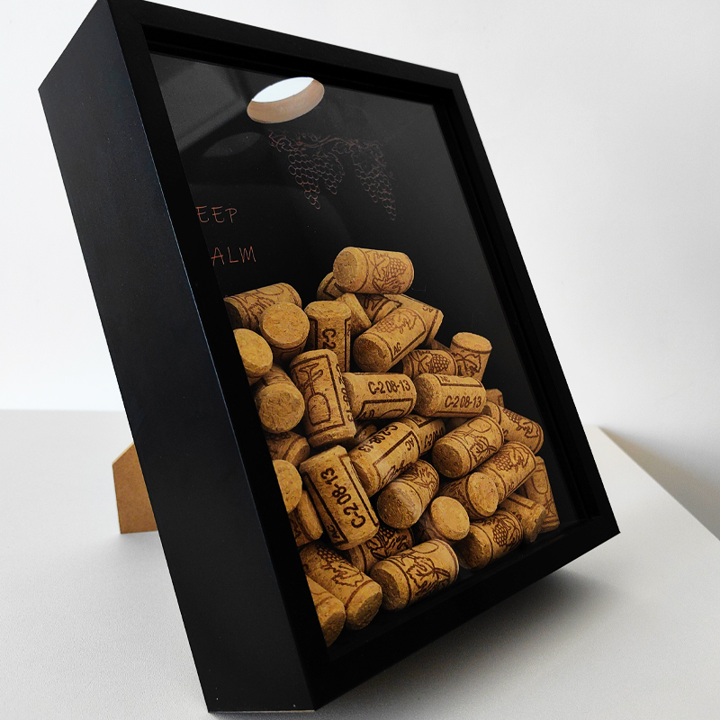 Red Wine Cork Display Frame Wo - đánh giá và giá Vintage Collectible Bottles