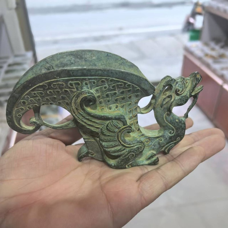 bottle faucet Pixiu copper orn - đánh giá và giá Vintage Collectible Bottles